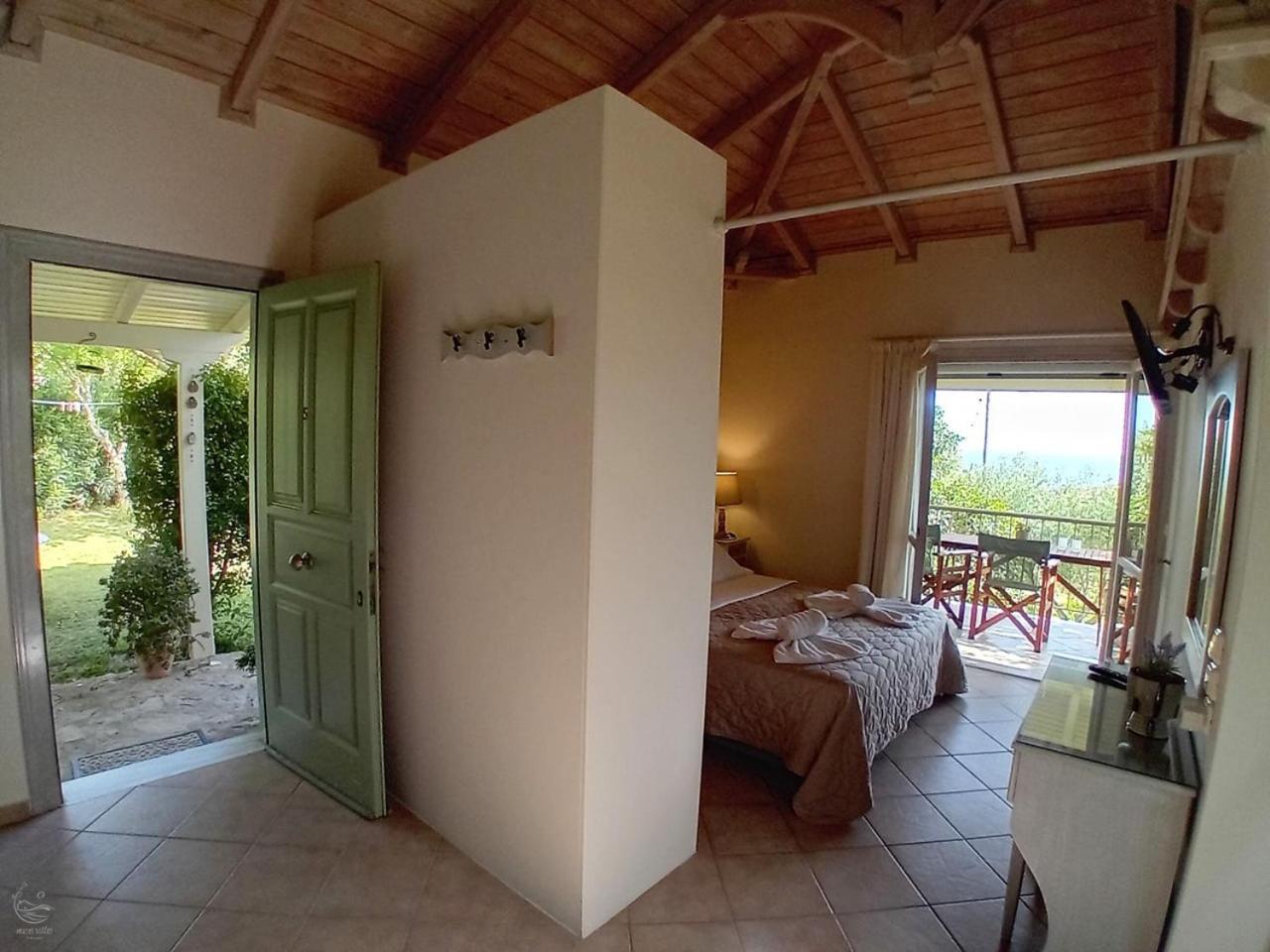 Muses Villas Finikounta Kamer foto